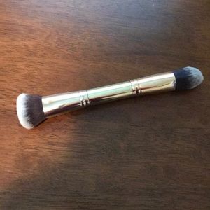Maskcara Beauty 30 sec HAC brush
